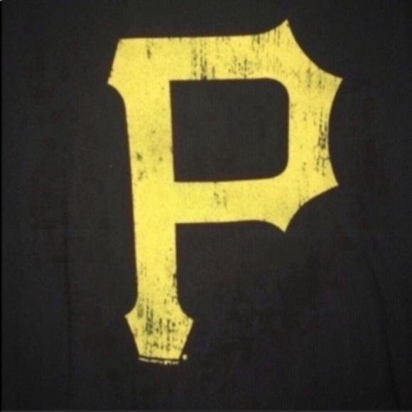 MLB Pittsburgh Pirates Long Sleeve Tee - Picture 2 of 5